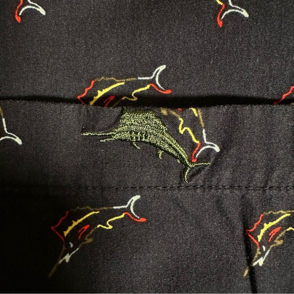 Tommy Bahama Men Button Down Shirt Size XL Long Sleeve 100% Cotton Embroidered - Picture 5 of 16